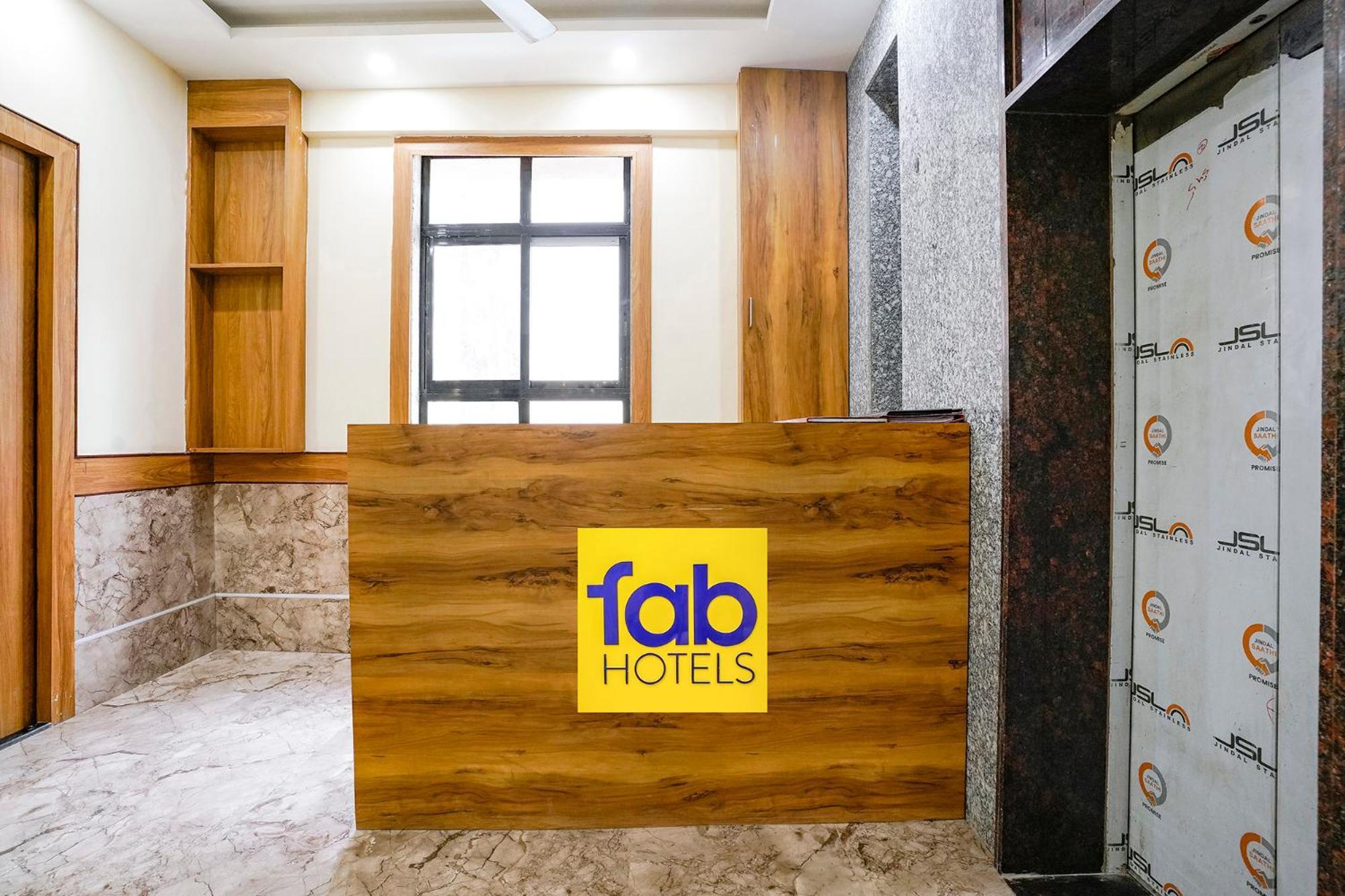 Fabhotel 7 Square - Nr Bkc Mumbai Exterior photo